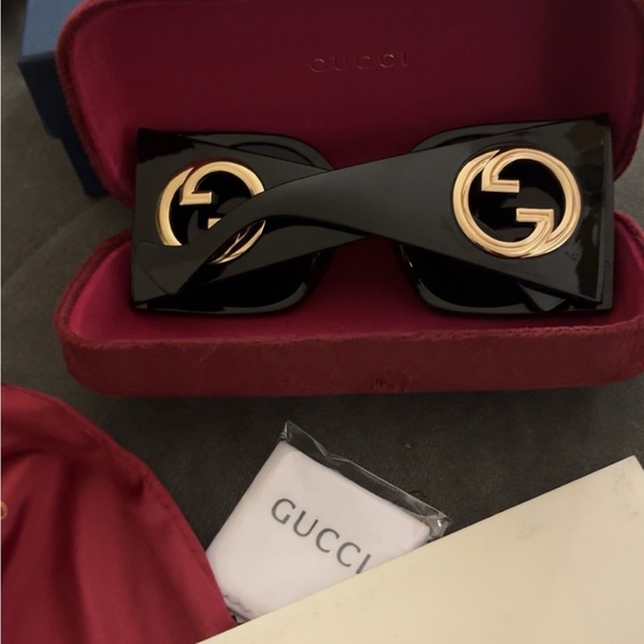 ❌SOLD❌Authentic Gucci Black Women's Sunglasses - Picture 9 of 9